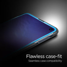 Load image into Gallery viewer, Galaxy S10e Screen Protector GLAS.tR Full Cover Glass